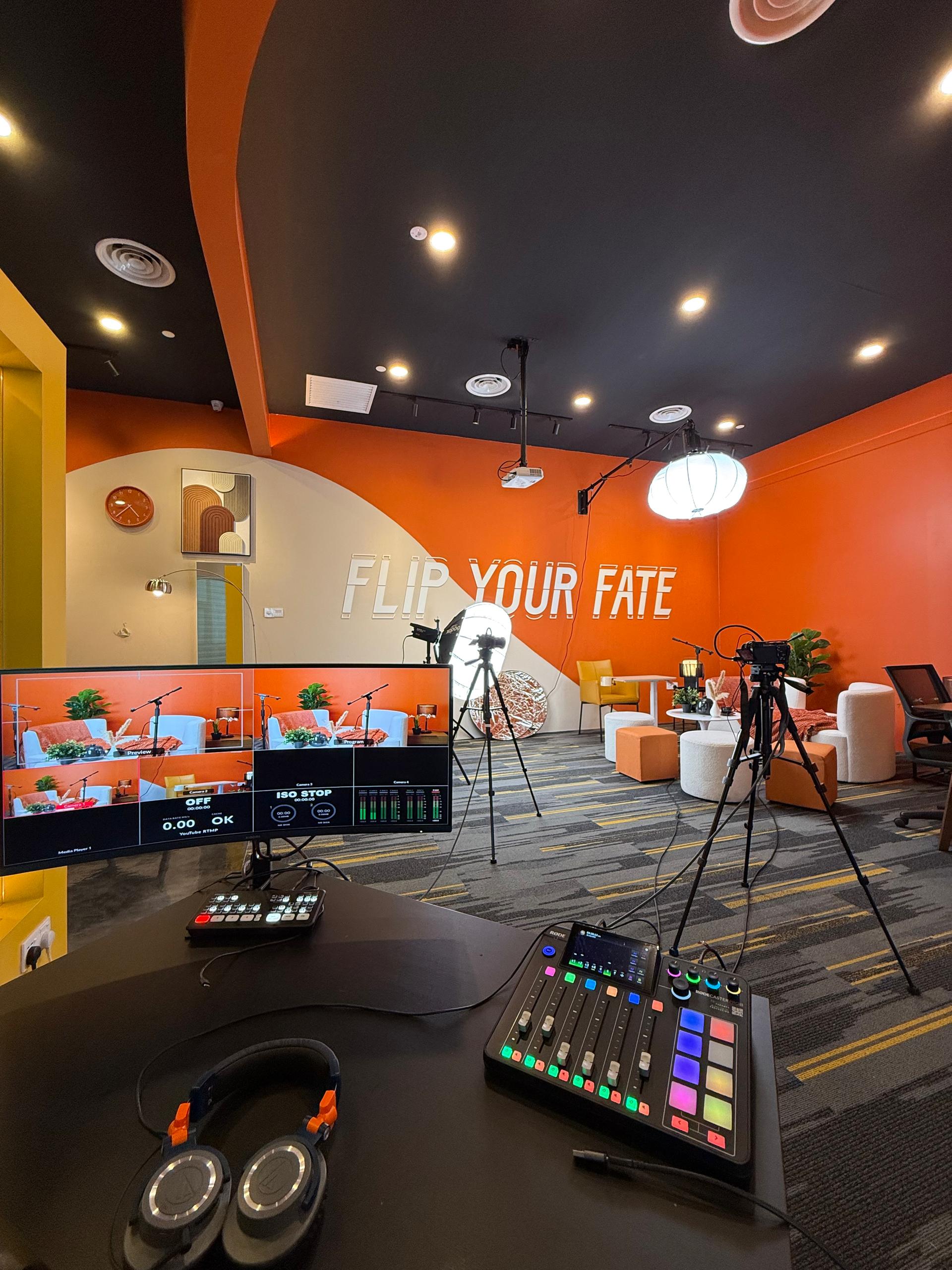 Flex Space Podcast Studio - Professional Podcast Studio | Record ...